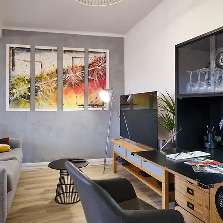 דירה Magnifique*t4*centre Ville*wifi*billard*netflix* לימו